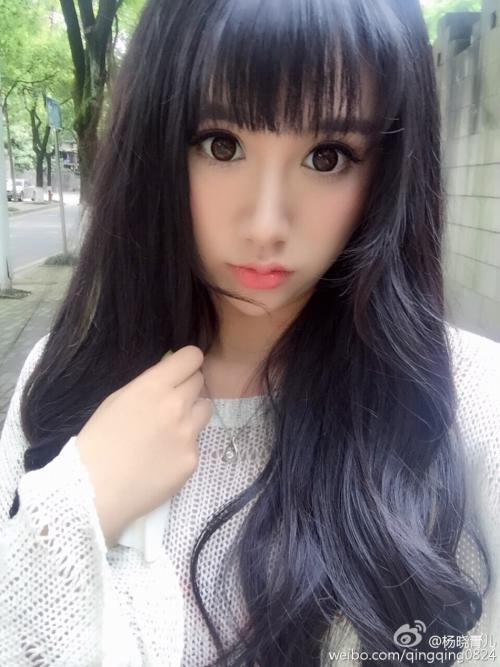 21岁女生照片