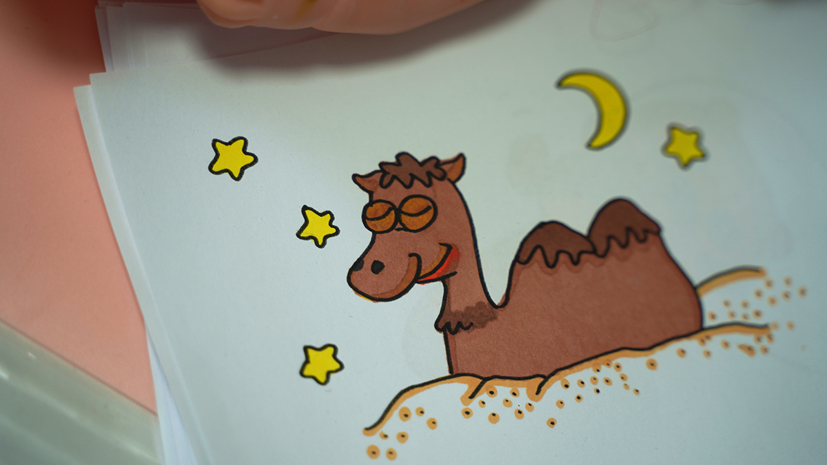 色彩小骆驼的画法教程  儿童简笔画