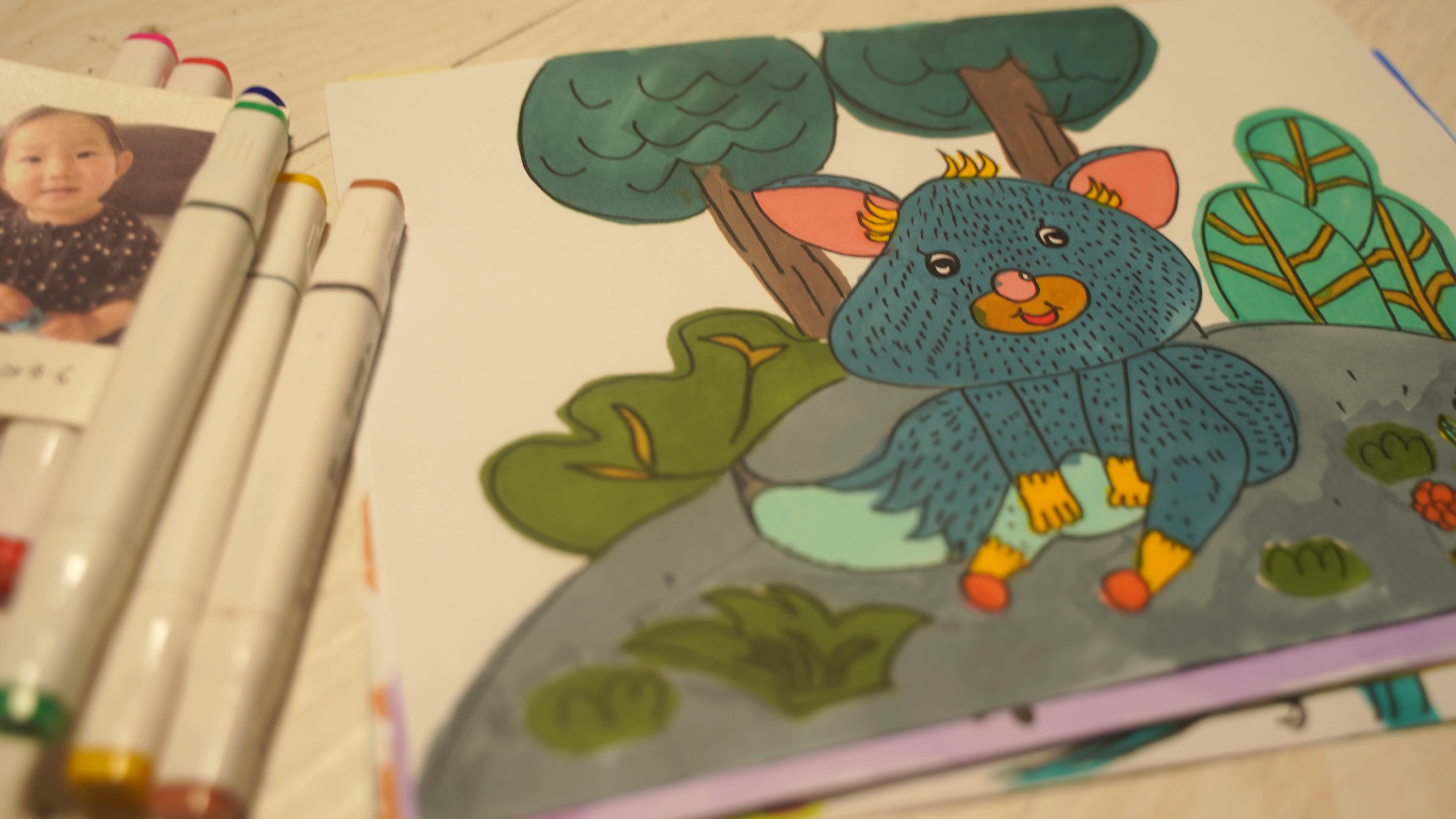 宝宝可打印简笔画课程案例 可爱小树袋熊的故事创意美术教程