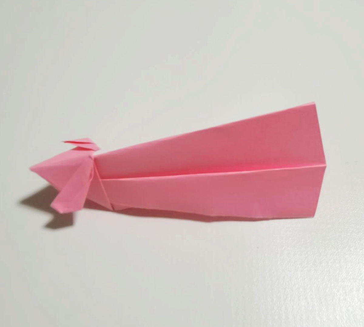 世界最强“纸飞机”折纸教程，最远可飞69米，很少人知道正确折法_哔哩哔哩_bilibili