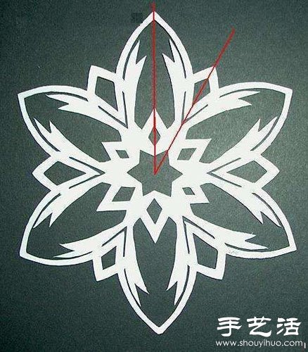 教你如何简单手工DIY雪花剪纸 