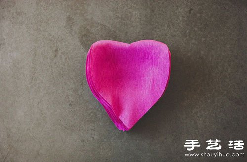 手工制作玫瑰花图解 手工制作玫瑰花做法 