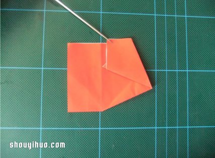 好玩的剪纸爱心的方法图解 
