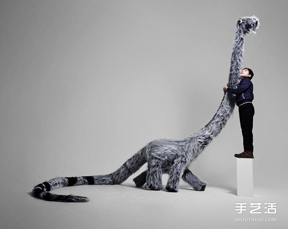 通过3D电脑模型将孩子们想像中的朋友做出来 