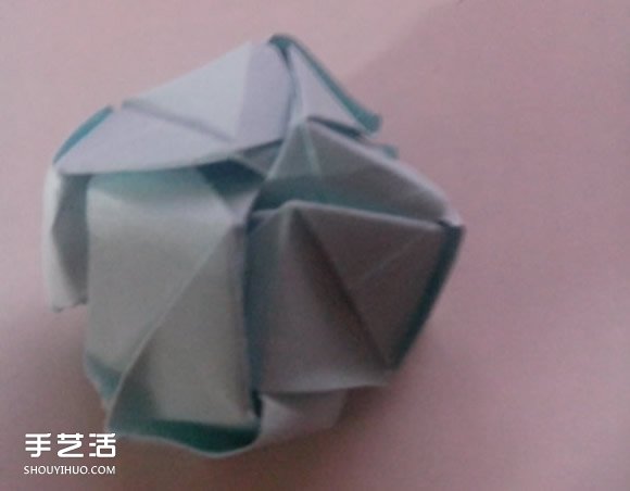 纸玫瑰花的折法步骤 手工立体玫瑰折纸图解 