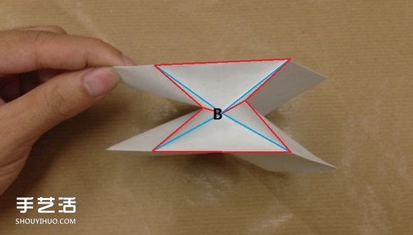 小动物折纸步骤图 用纸折小动物的方法图解 