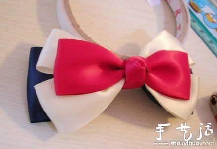 漂亮蝴蝶结的手工布艺制作 
