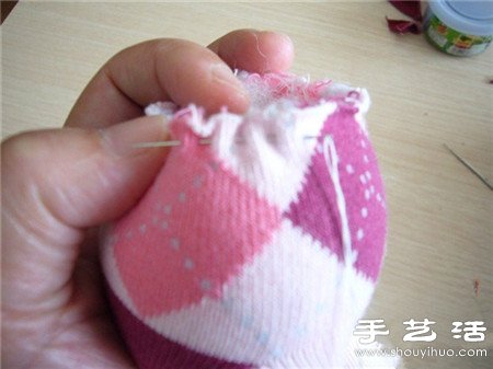 袜子+棉花+纽扣 手工制作兔子娃娃玩偶 
