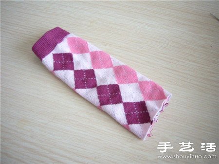 袜子+棉花+纽扣 手工制作兔子娃娃玩偶 