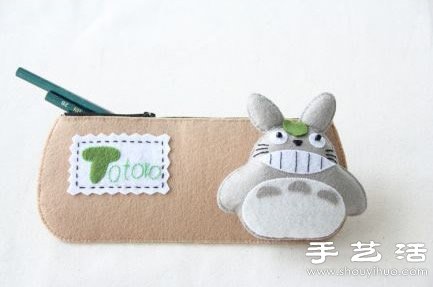 超萌手工布艺龙猫玩偶笔袋制作教程 