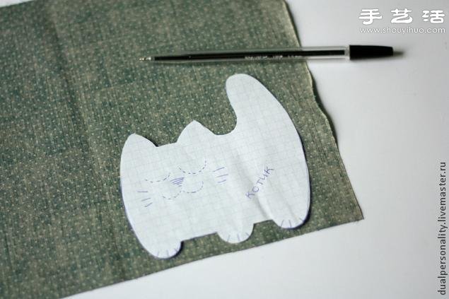 手工布艺猫咪靠枕/抱枕/玩偶/挂件制作图解 