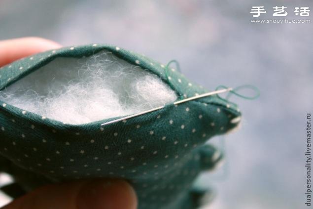 手工布艺猫咪靠枕/抱枕/玩偶/挂件制作图解 