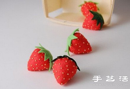 不织布教程：DIY制作可爱小草莓 