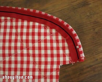 可爱韩国风布艺手拿包笔袋DIY手工制作图解 