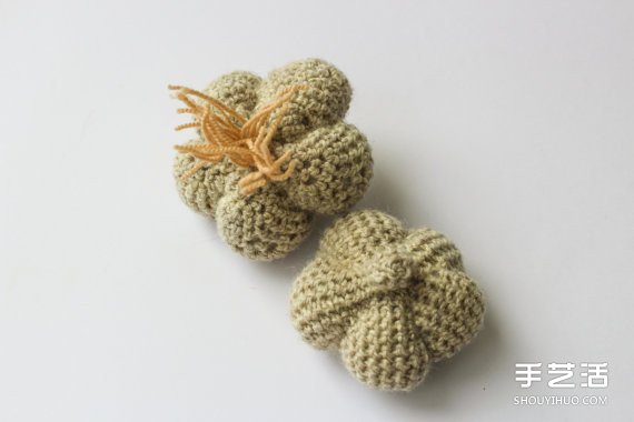 毛线编织的蔬菜水果作品 卖得比新鲜的贵多了 