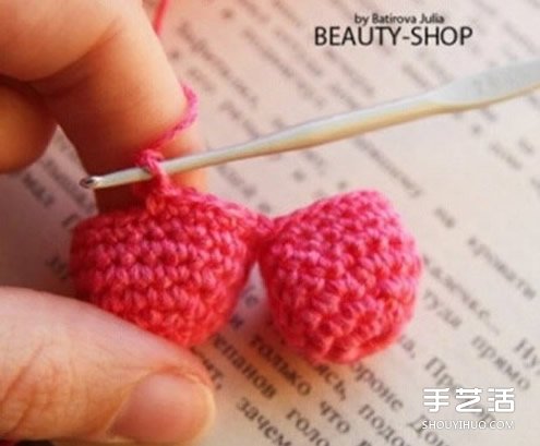 钩针爱心图解教程 立体爱心钩针制作步骤图 