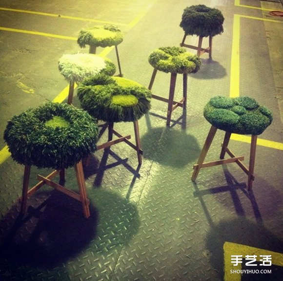 利用绿色毛线织成的自然系地毯 看起来超舒服 